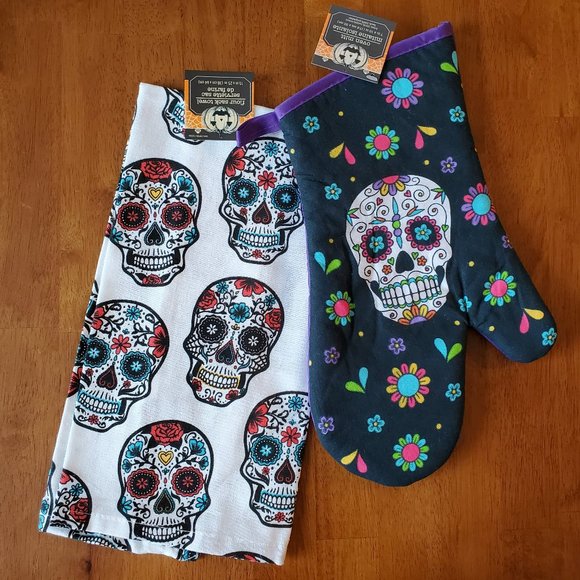 Kitchen Towel Oven Mitt, Day of the Dead, Sugar Skull, Halloween, Dia Muertos - Picture 1 of 4